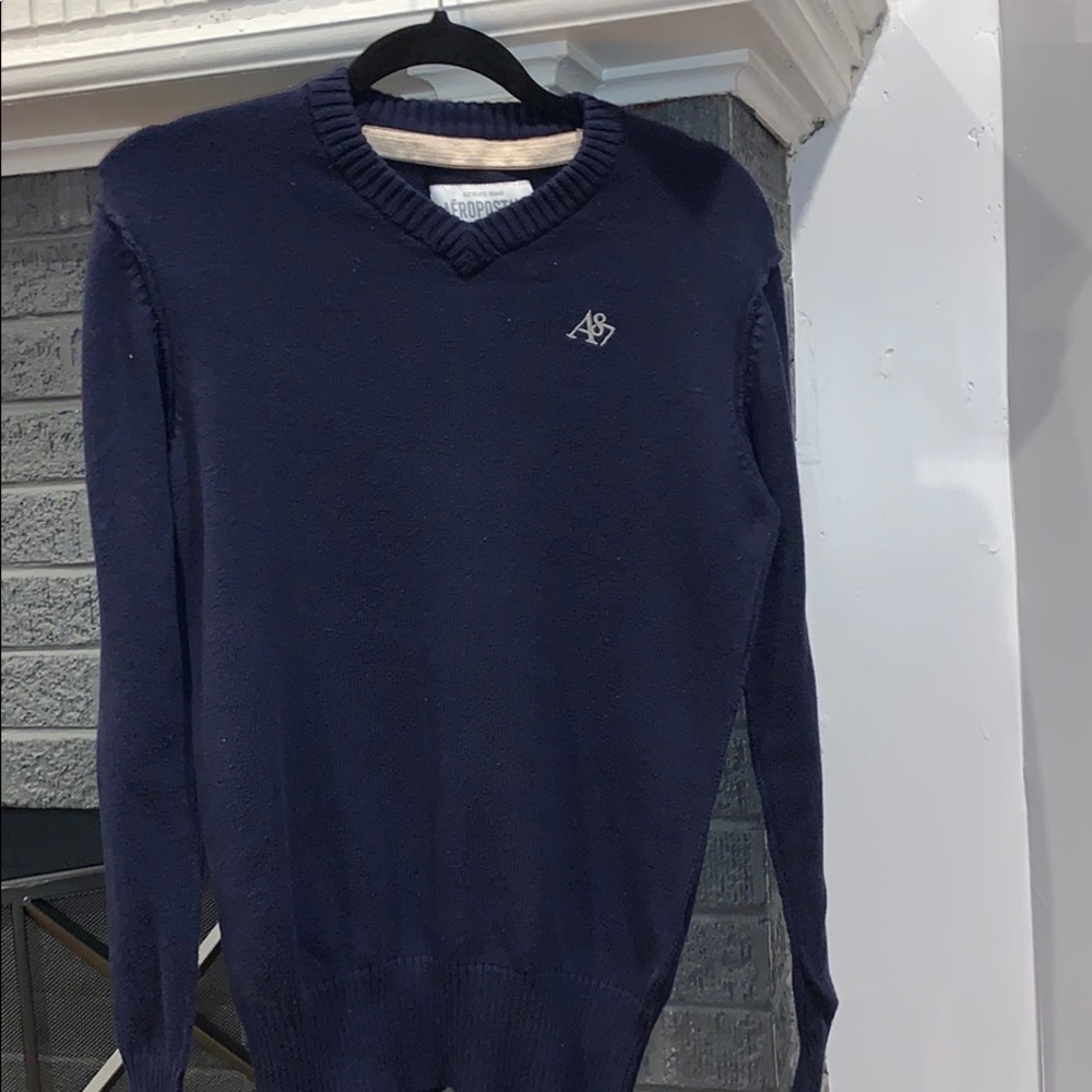 EUC V-NECK